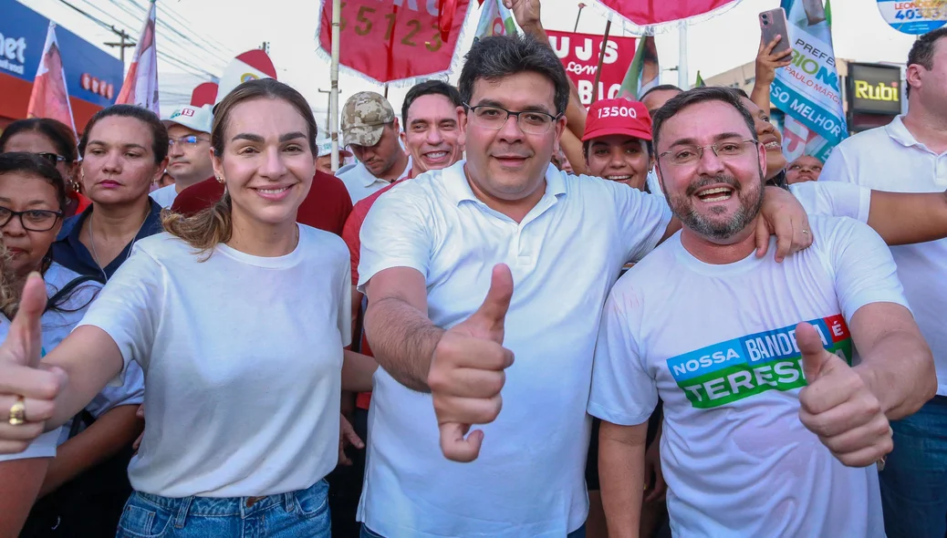 Rafael Fonteles e Isabel Fonteles demonstraram apoio em caminhada com Fábio Novo