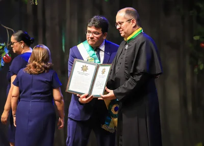 Rafael Fonteles na Cerimônia de Ourtoga da Ordem Estadual do Mérito Renascença do Piauí