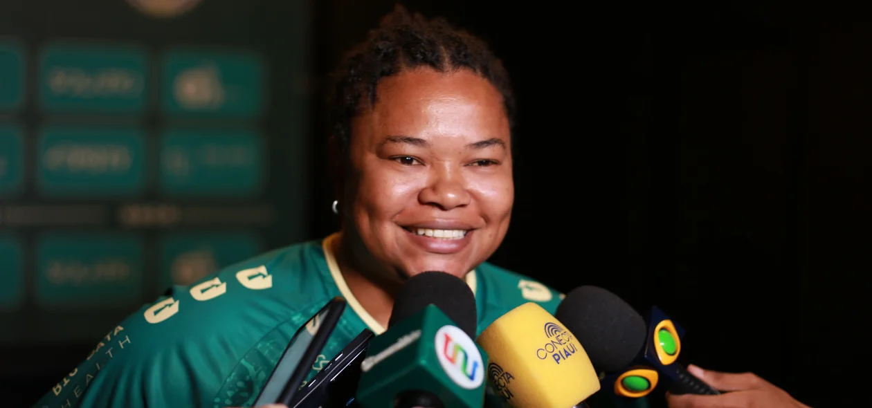 Renata Costa, técnica do Atlético Piauiense