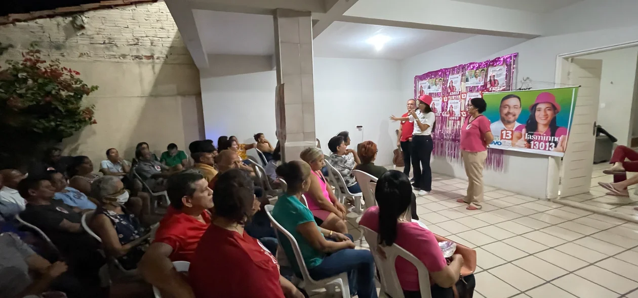 Reunião no bairro Matinha, zona norte de Teresina