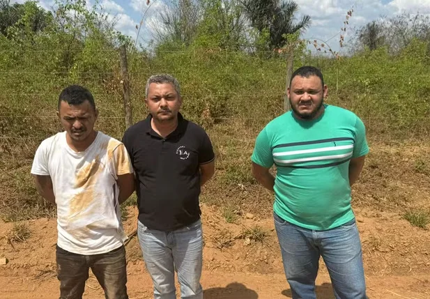 Trio é preso suspeito de sequestrar marido de gerente de banco em Açaílandia.