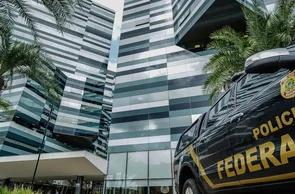 Carro da Polícia Federal