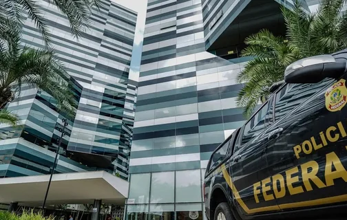 Carro da Polícia Federal