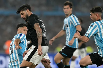 Corinthians perde para o Racing e é eliminado na semi da Sul-Americana