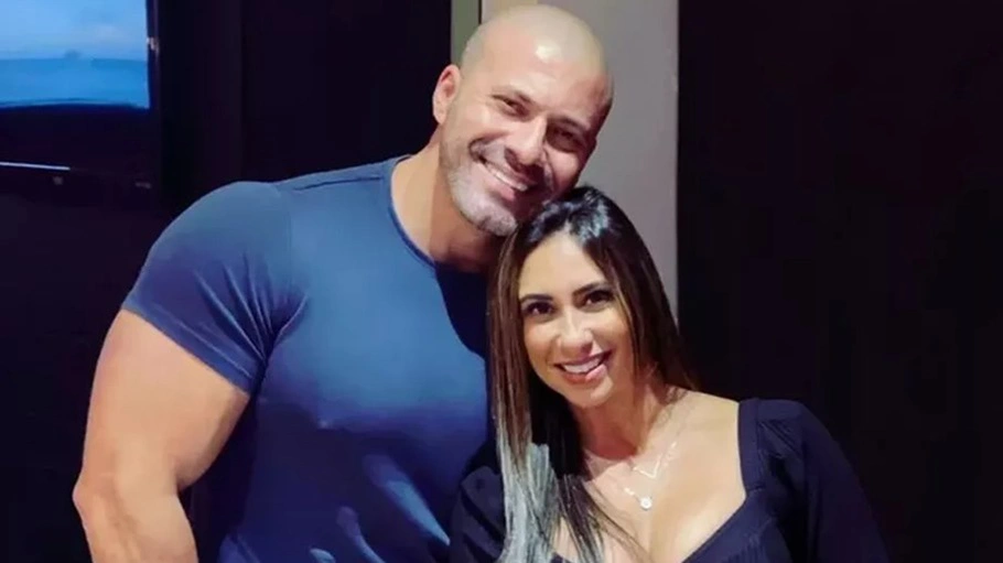 Daniel Silveira e a esposa Paola da Silva