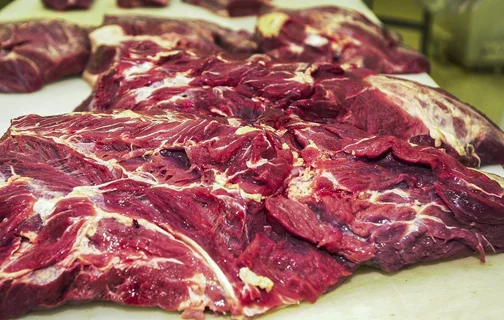 Deputado francês comparou carne produzida no Brasil a lixo