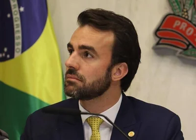 Deputado Lucas Bove