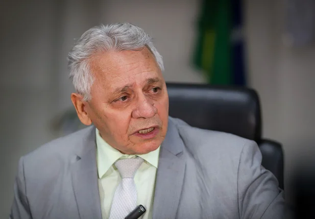 Gildásio Guedes, reitor da UFPI