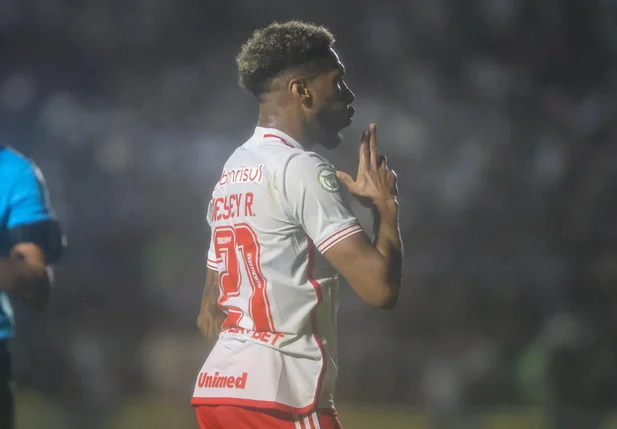 Internacional venceu com gol de Wesley