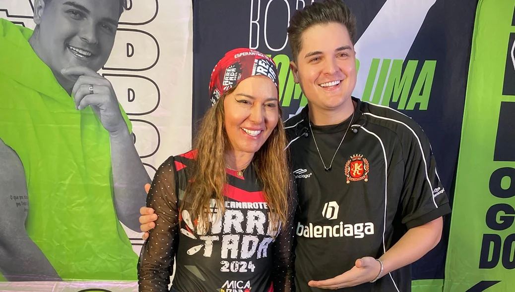 ivanária Sampaio com o cantor Eric Land