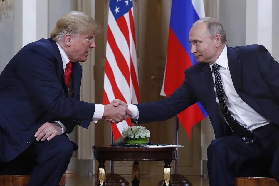 O presidente dos EUA, Donald Trump e o presidente russo, Vladimir Putin, no Palácio Presidencial em Helsinque.