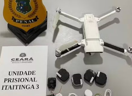 Policiais penais derrubaram drone a tiros em Itaitinga em agosto deste ano.