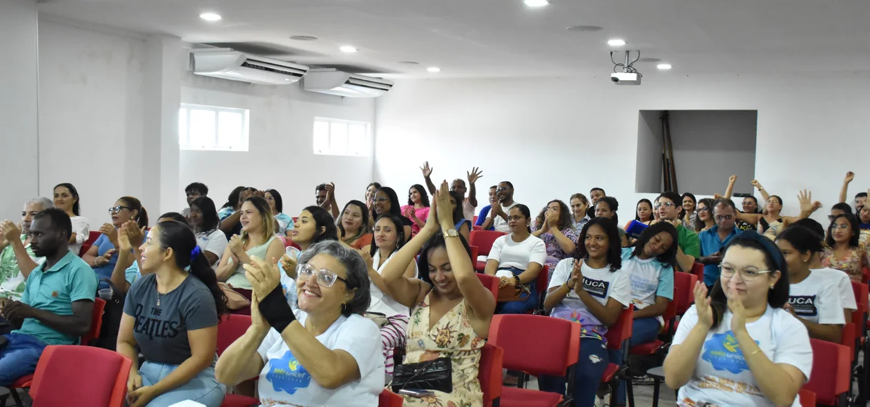 Participantes presenciais no evento