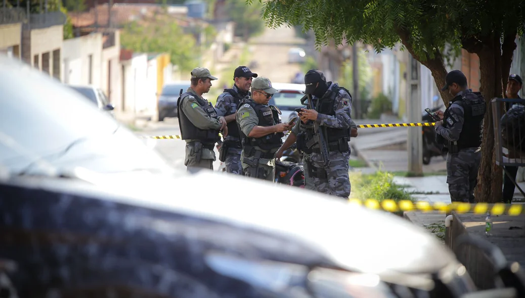 PM faz levantamento das informações sobre o crime