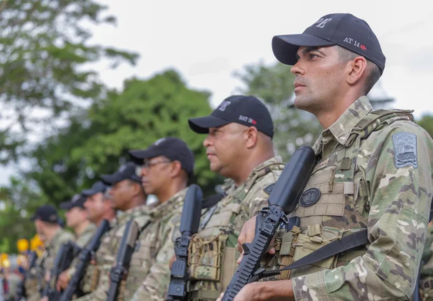 Policiais Militares durante solenidade