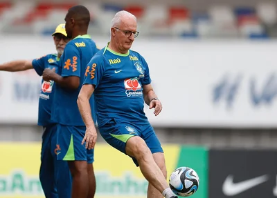 Seleção Brasileira realizou primeiro treino para jogo contra a Venezuela