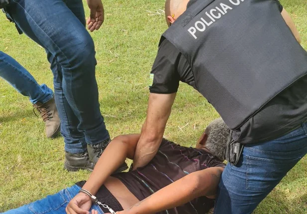 Acusado de participar do assalto que deixou policial civil baleado