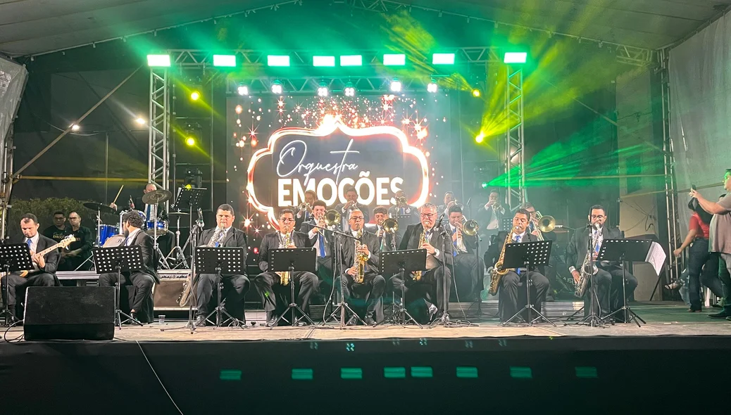 Apresentação da Orquestra Emoções