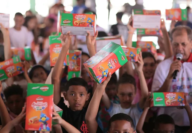 Biscoitos distribuidos na ação