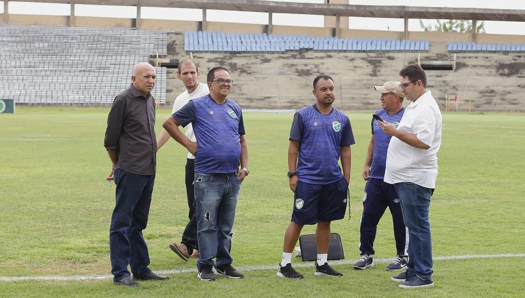 Comissão técnica e gestores do Altos