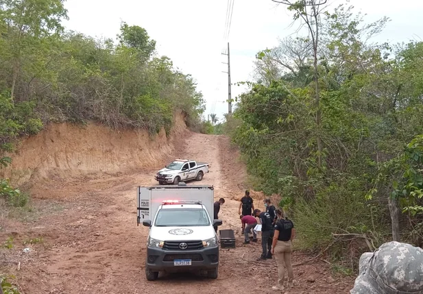 Corpo encontrado em terreno no residencial Jacinta Andrade