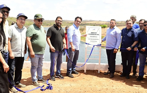 Dr. Thales Coelho ao lado de Ciro Nogueira em entrega de barragem no município de Betânia do Piauí