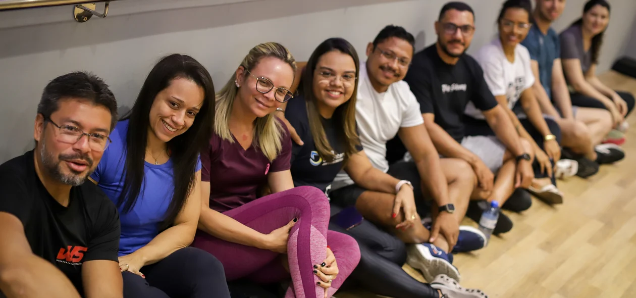 Equipe de professores da academia Demóstenes Ribeiro