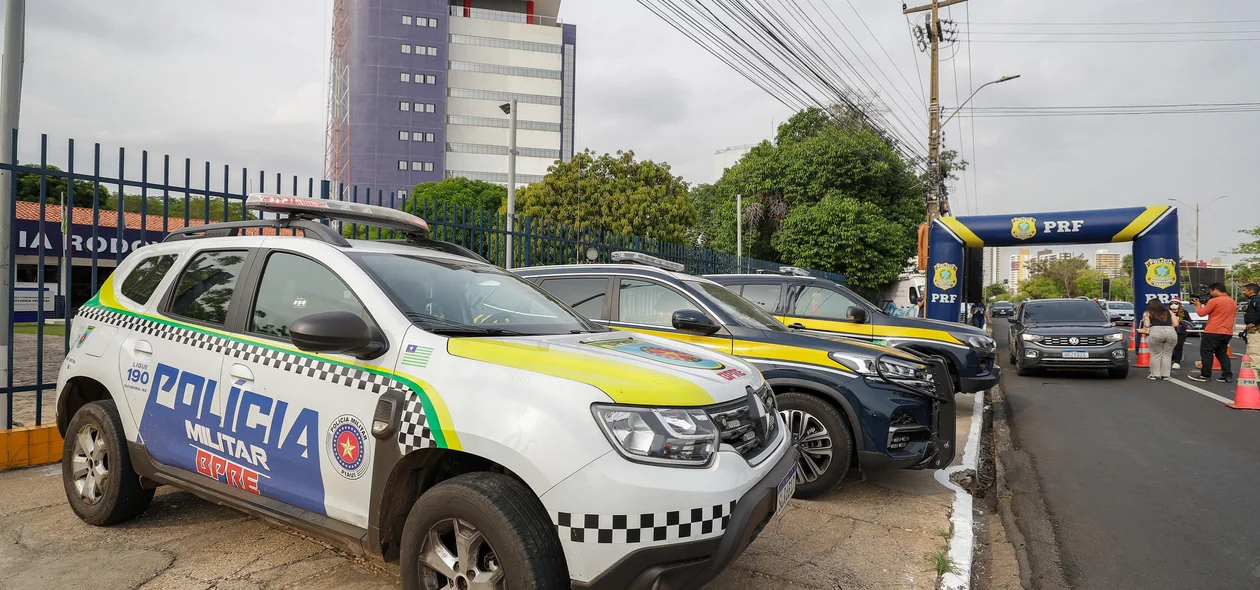 Equipe do BPRE e PRF na Operação Rodovida