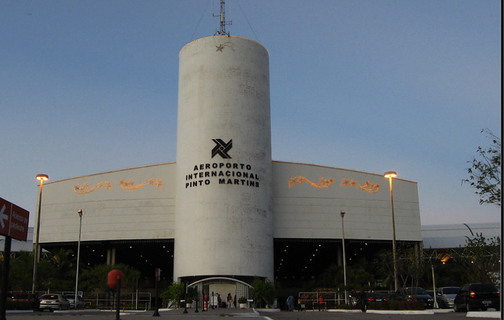 Fachada do Terminal do Aeroporto Internacional de Fortaleza - Pinto Martins