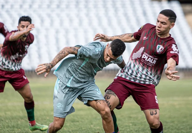 Fluminense-PI vence o Piauí em jogo teste para a temporada 2025