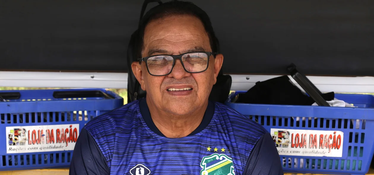 Francisco Diá, técnico do Altos