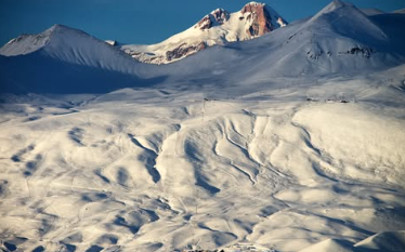 Gudauri ski