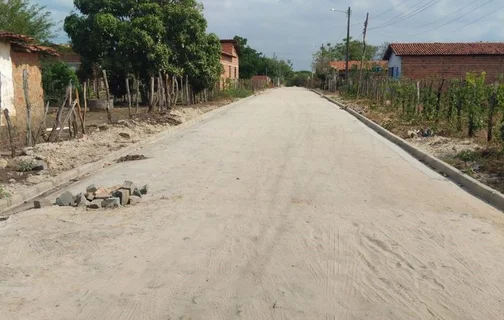 Idepi conclui pavimentação em paralelepípedo em São Pedro do Piauí