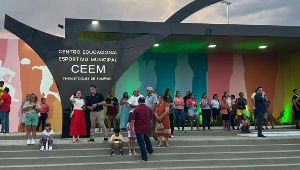 Inauguração do Centro Esportivo Educacional Municipal - CEEM