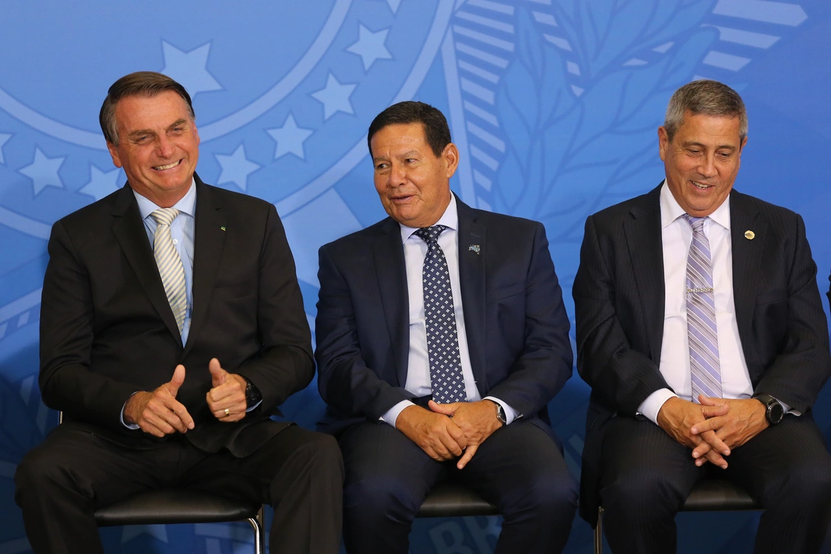 Jair Bolsonaro, Hamilton Mourão e Braga Netto