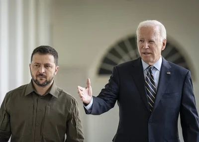 Joe Biden e Volodymyr Zelensky