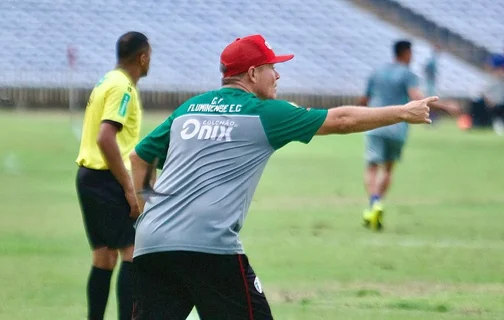 Marcinho Guerreio, técnico do Fluminense-PI