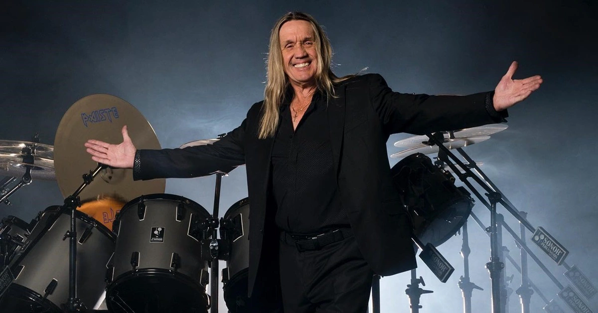 Nicko McBrain