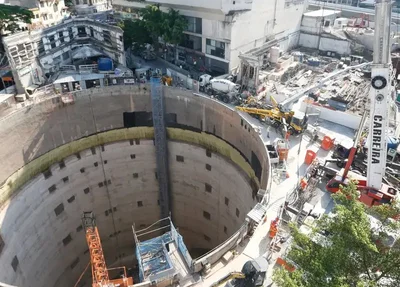 O acidente aconteceu na passagem da tuneladora sul, uma máquina que escava túneis apelidada de “tatuzão”.