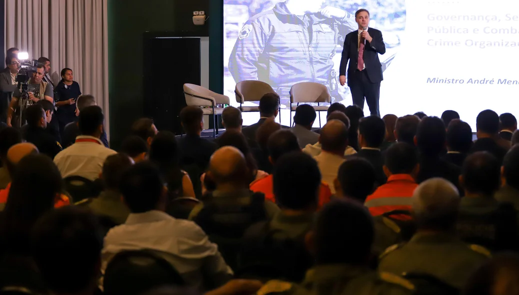 Palestra com André Mendonça