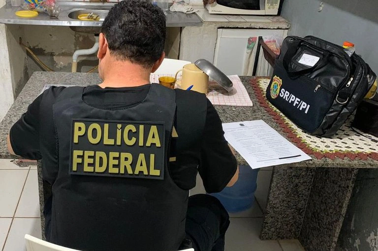 Policia Federal deflagou uma operação de combate a crimes de fraude