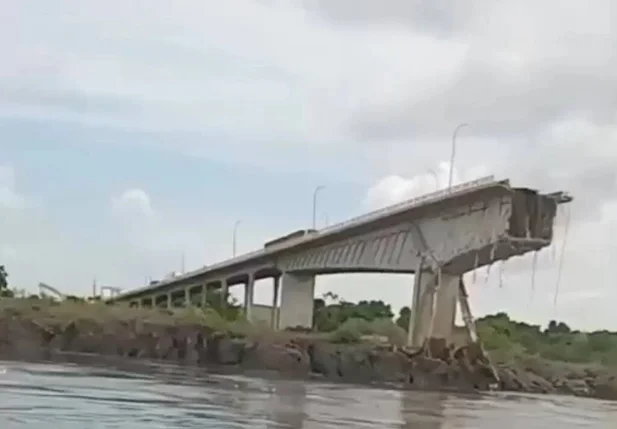 Ponte Juscelino Kubitschek de Oliveira, que liga os municípios de Estreito, no Maranhão, e Aguiarnópolis,