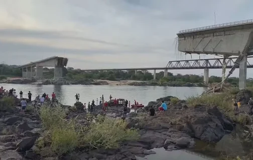 Ponte Juscelino Kubitschek entre Tocantins e Maranhão desabou no domingo (22)