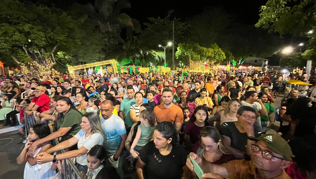 População prestigiou evento