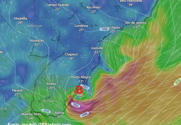 Possibilidade de formação de ciclone subtropical na costa do Sul do Brasil