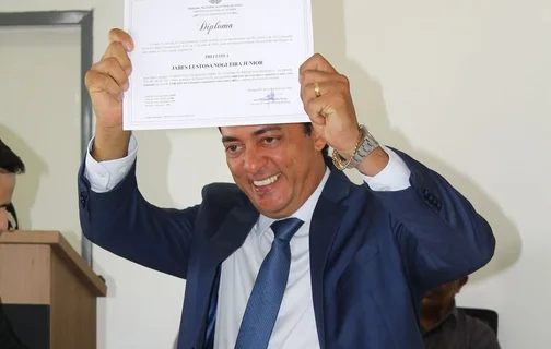 Prefeito Jabes Junior foi diplomado