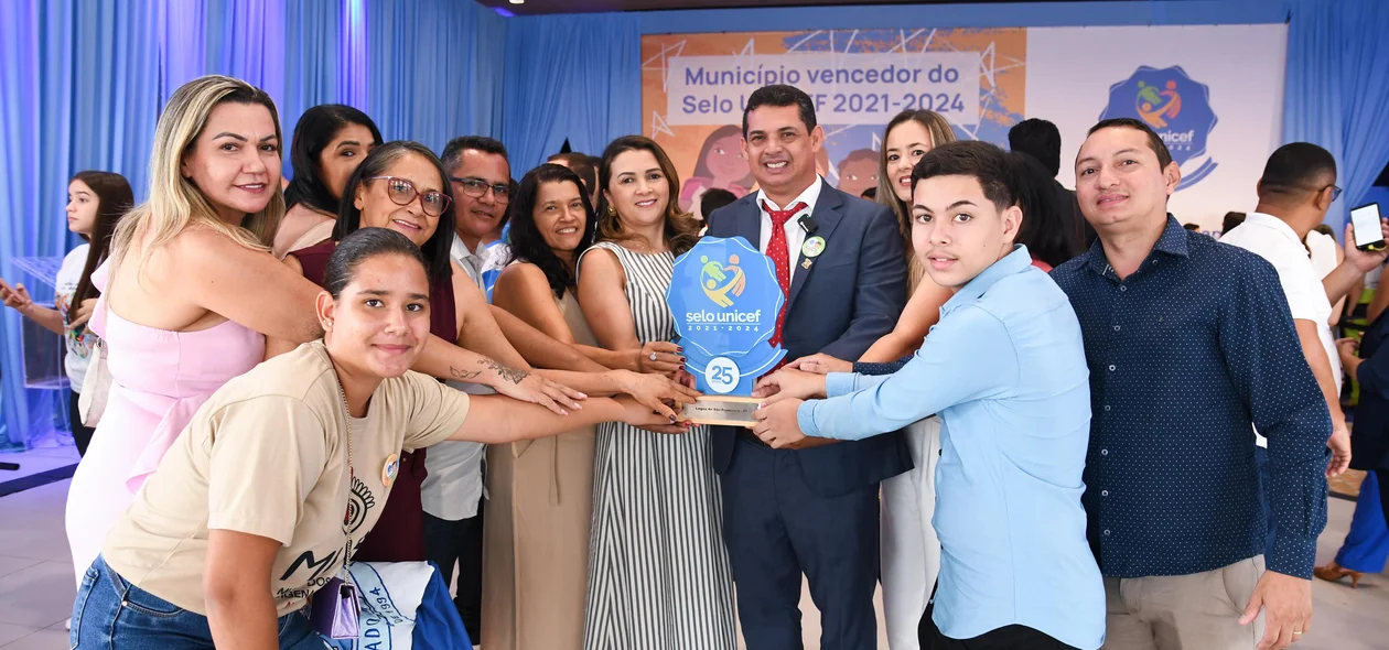 Prefeito João Arilson marcou presença no evento