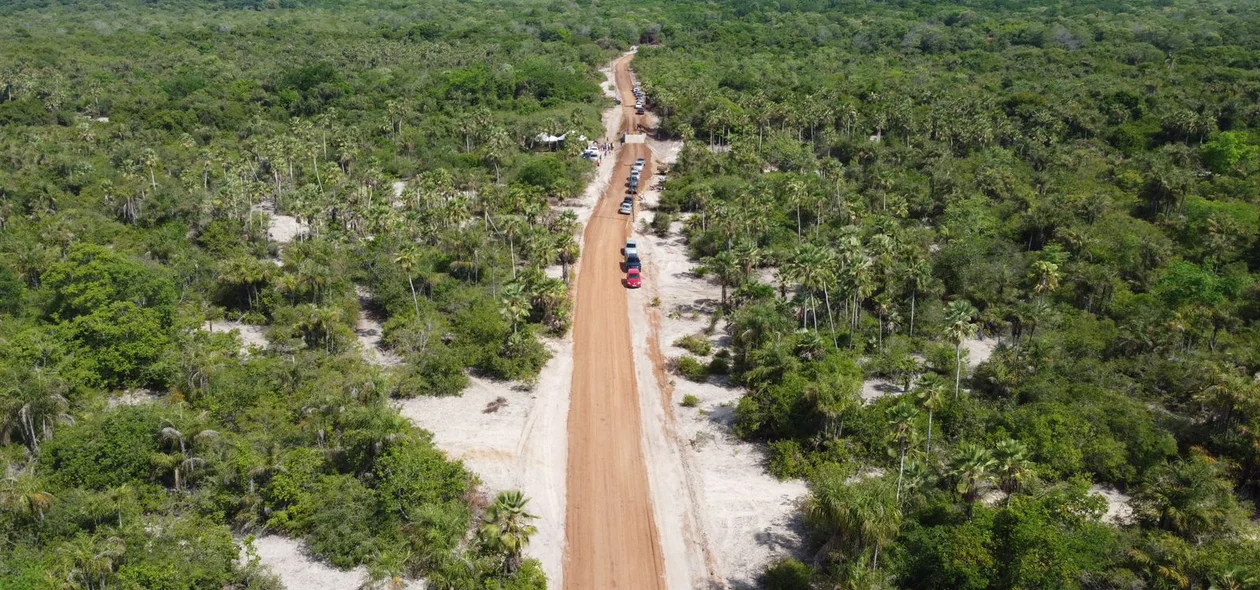 Prefeitura de Nossa Senhora de Nazaré entrega 1km de estrava vicinal em na localidade de São Bento