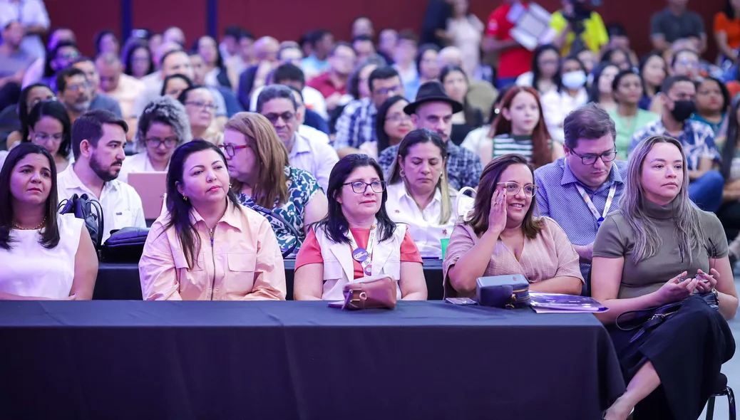 Presentes ao Seminário Inteligência Artificial da Seduc