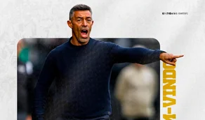 Santos anuncia técnico Pedro Caixinha para 2025